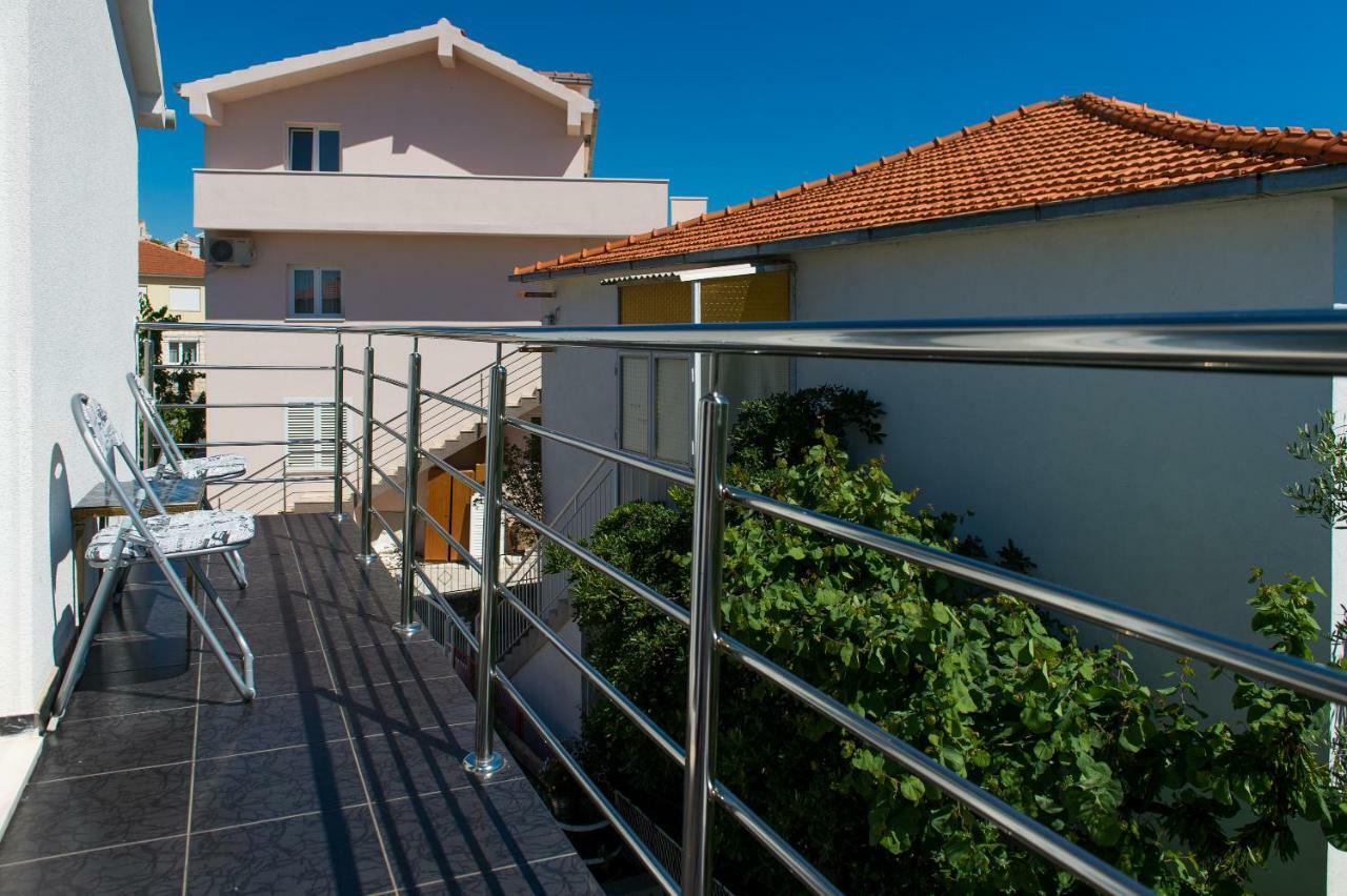 Apartment Ella Rogoznica  Eksteriør bilde